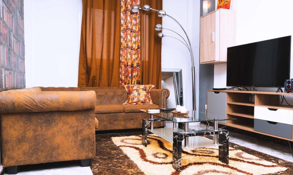 Studio Meuble Haut Standing Jouvence Yaounde Yaoundé Exterior foto