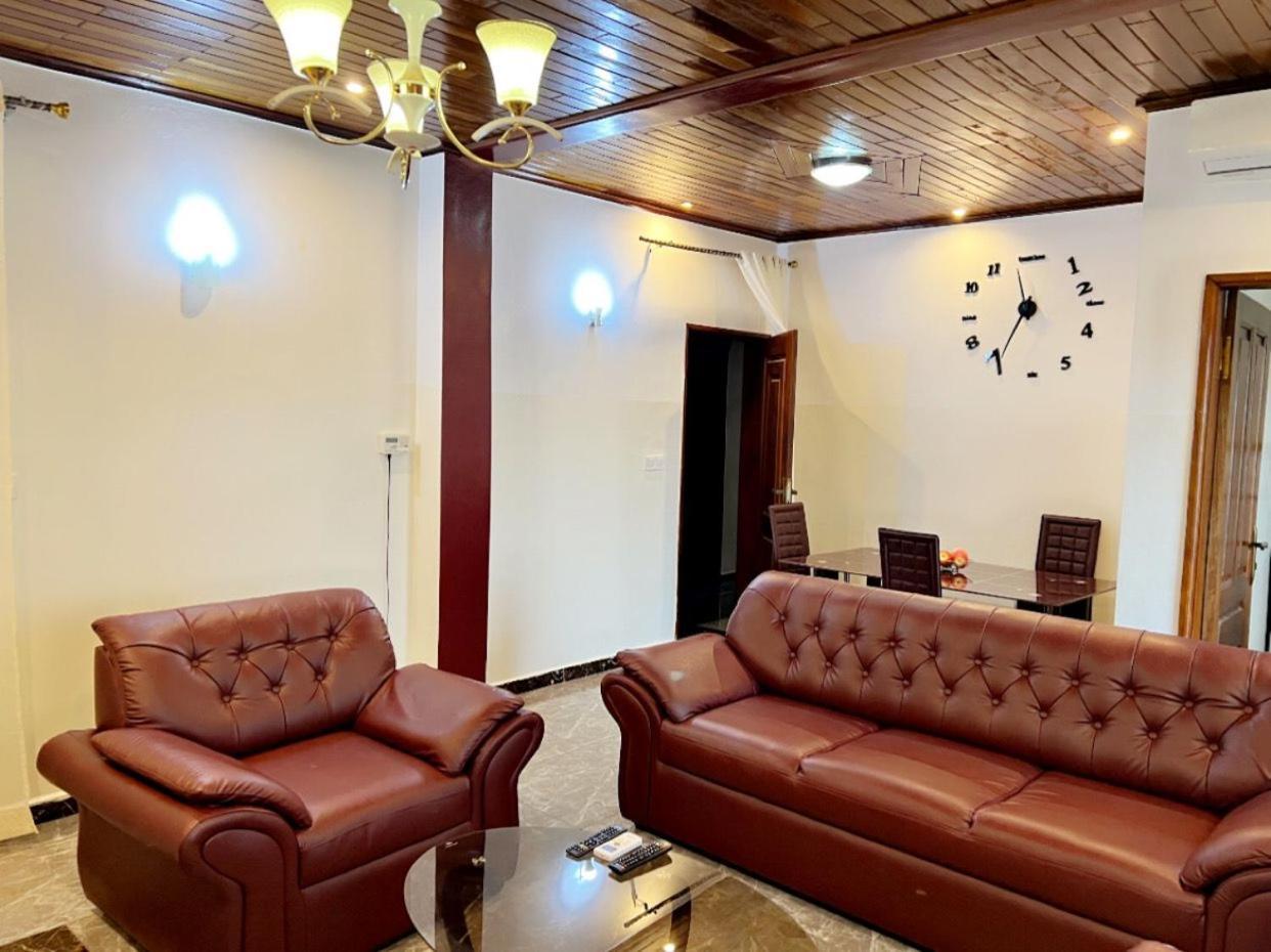 Studio Meuble Haut Standing Jouvence Yaounde Yaoundé Exterior foto