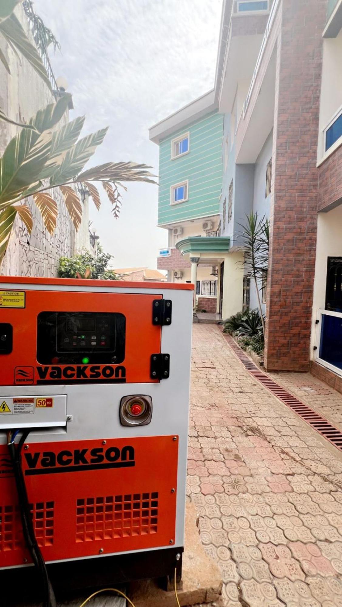 Studio Meuble Haut Standing Jouvence Yaounde Yaoundé Exterior foto
